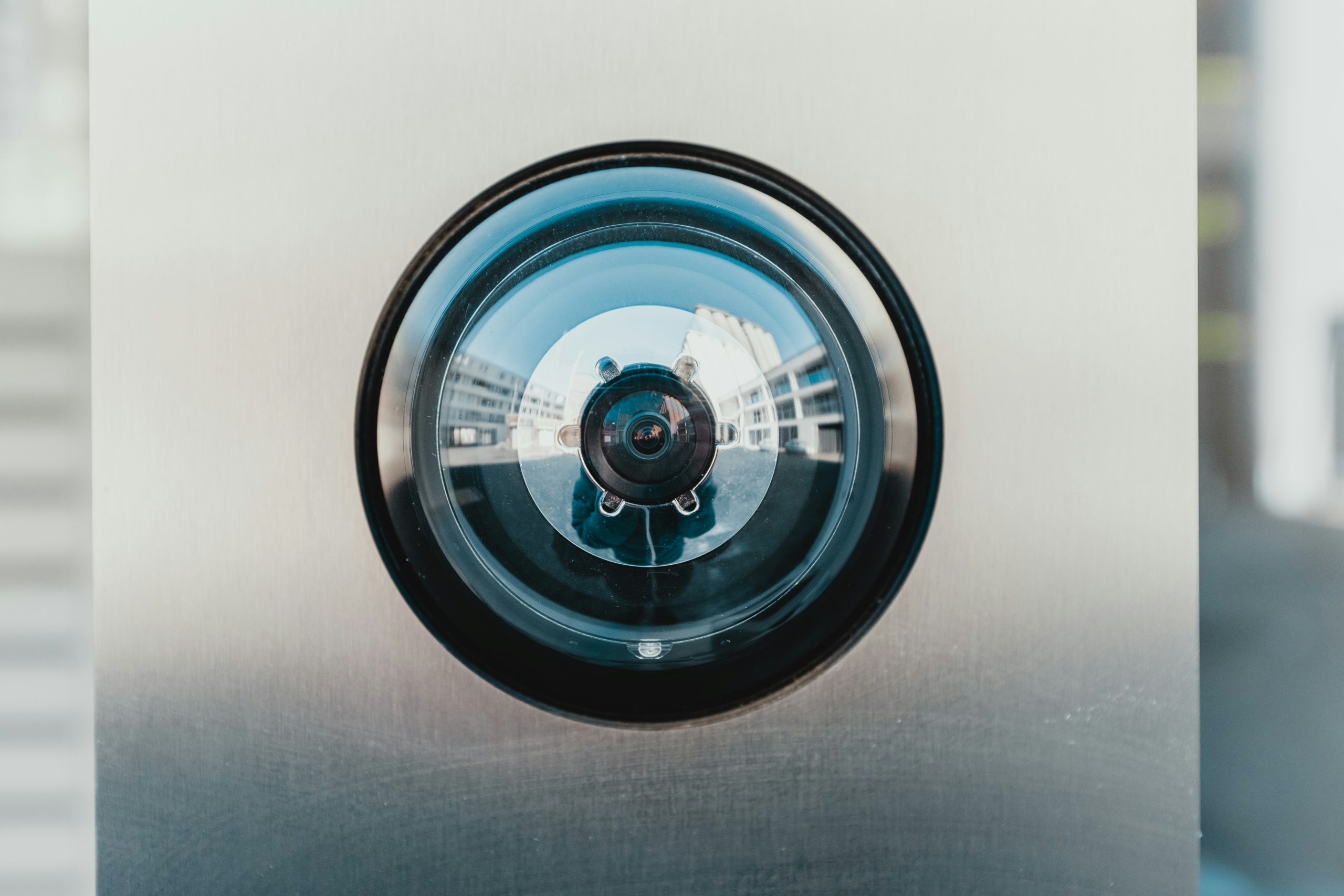 bernard-hermant-IhcSHrZXFs4-unsplash (1) nvr cctv